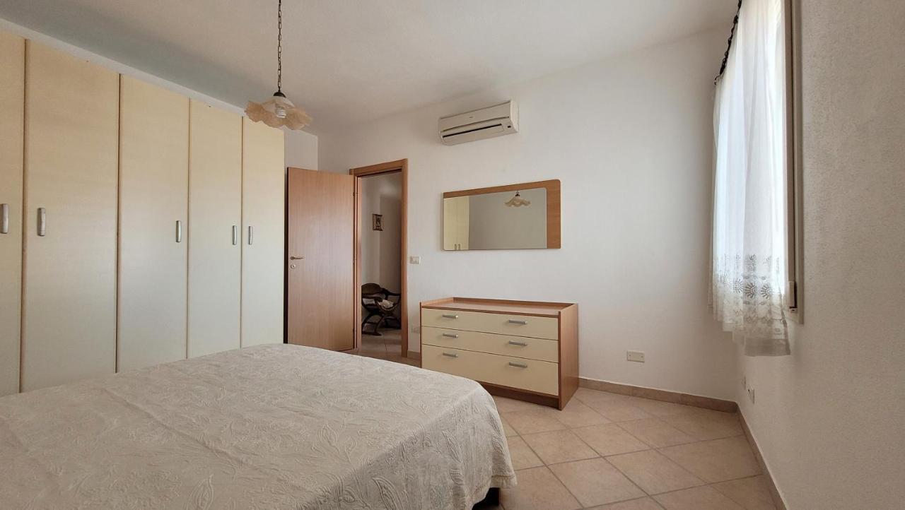 Вилла Residenza La Pineta Орозеи Экстерьер фото