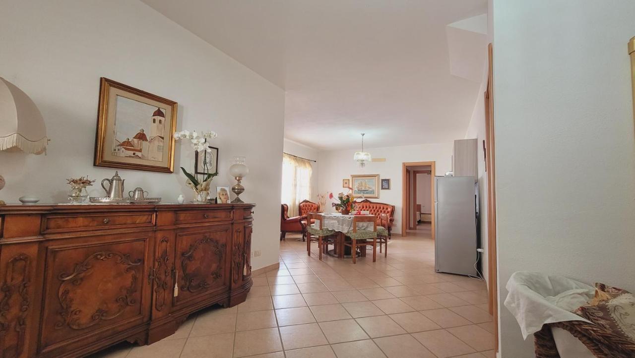 Вилла Residenza La Pineta Орозеи Экстерьер фото